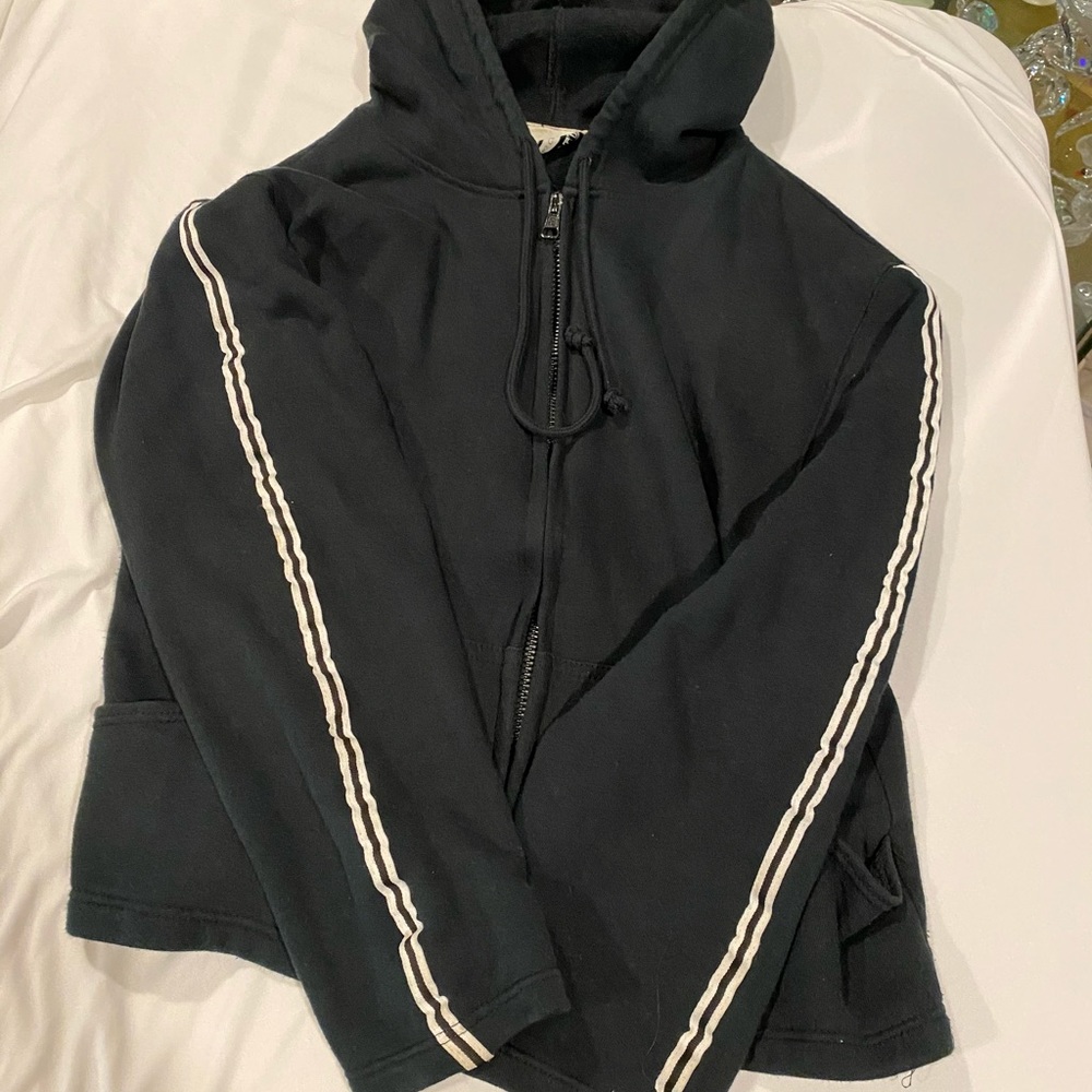 Great Jogging Jacket - image 1